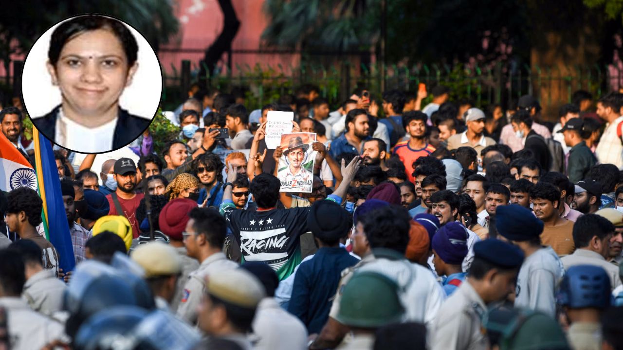 ভারতে প্রশ্নপত্র ফাঁসের মামলার বিচারককে সন্ত্রাসবিরোধী বিশেষ আদালতে বদলি