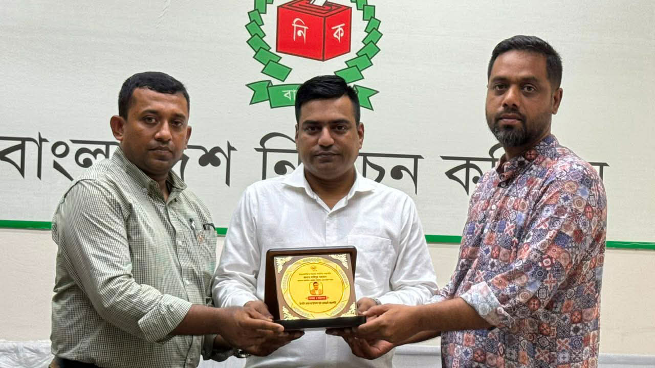 নয়াদিল্লিতে প্রেস মিনিস্টার পদে নিয়োগ: সাইদুর রহমানকে আরএফইডির সম্মাননা