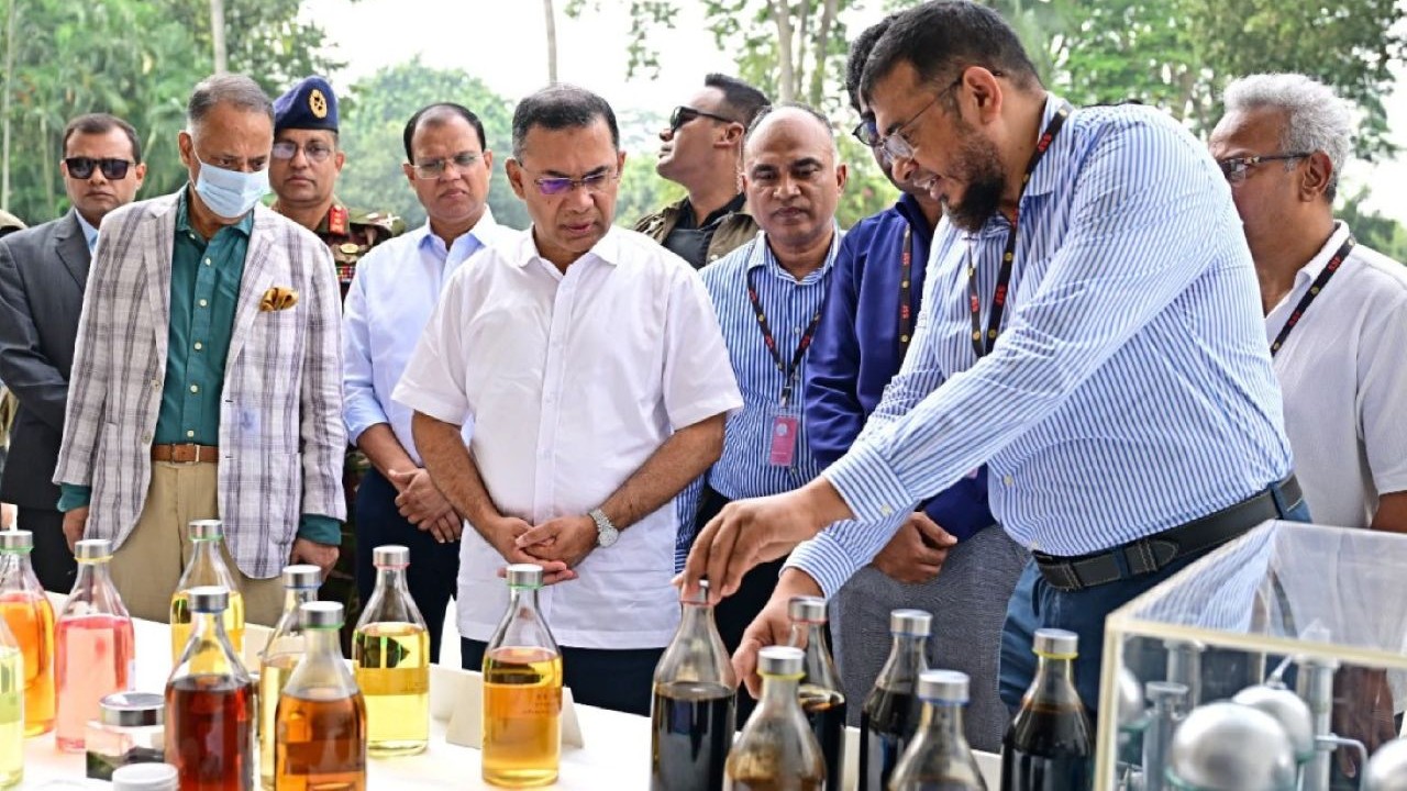 বর্জ্য থেকে জ্বালানি উৎপাদন প্রকল্প বাস্তবায়নে সহায়তার আশ্বাস প্রধানমন্ত্রীর