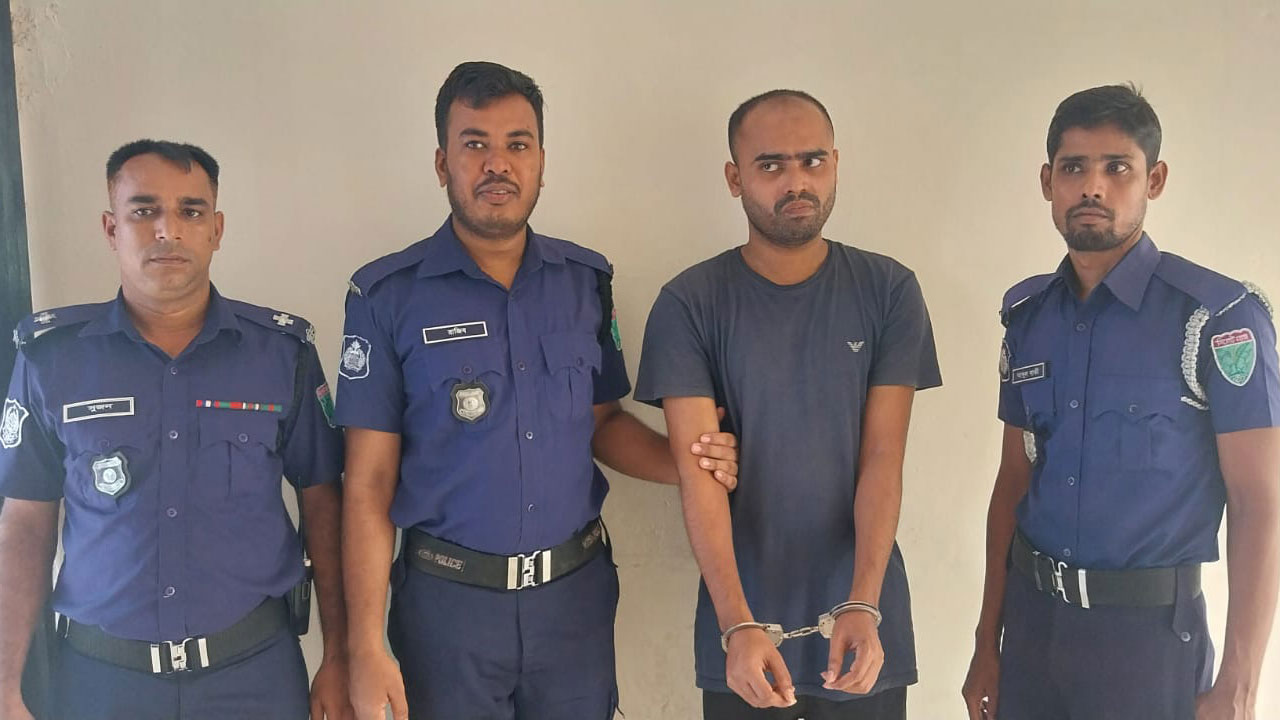 সিলেটে প্রতিমা ভাঙচুর, যুবক কারাগারে