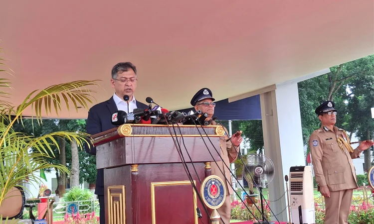 পুলিশ কোনো দলের লাঠিয়াল বাহিনী না: স্বরাষ্ট্রমন্ত্রী