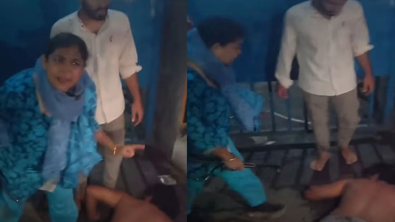 ফের মারামারিতে জড়িয়েছেন শান্তা ও আয়াস