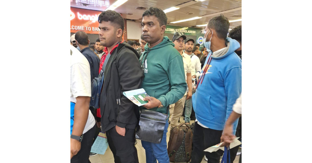 লিবিয়া থেকে স্বেচ্ছায় ফিরলেন ১৭২ বাংলাদেশি অভিবাসী