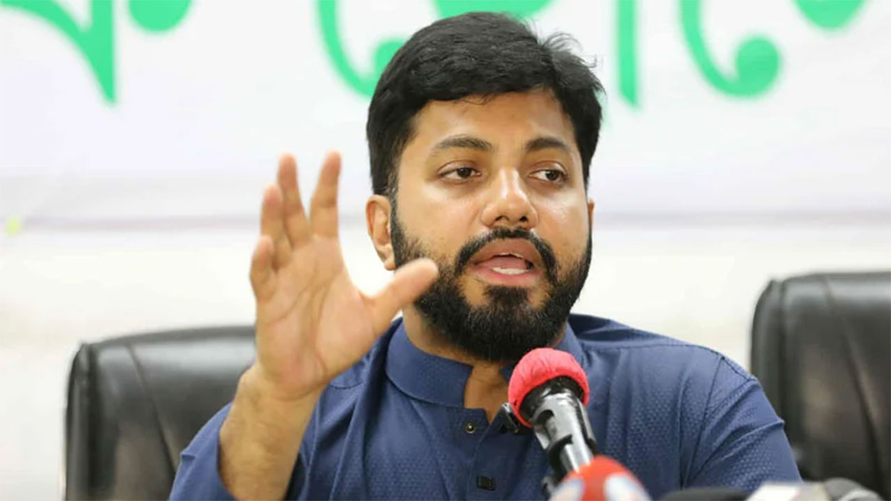 শেখ হাসিনার ফেরার ঘোষণা রাজনৈতিক ভাওতাবাজি: ইশরাক
