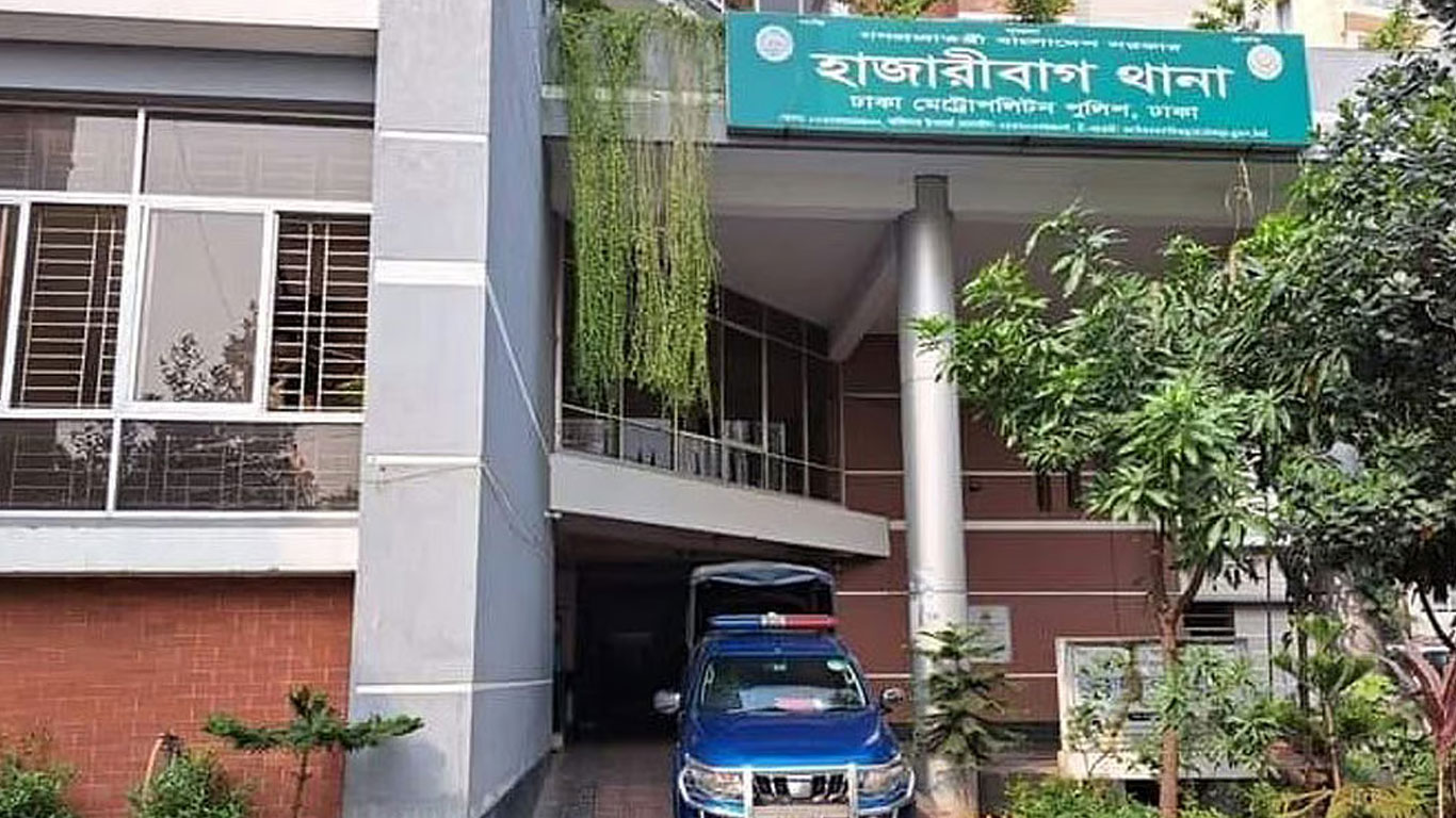 এজেআর কুরিয়ারের মামলার বাদীকে হত্যার হুমকি