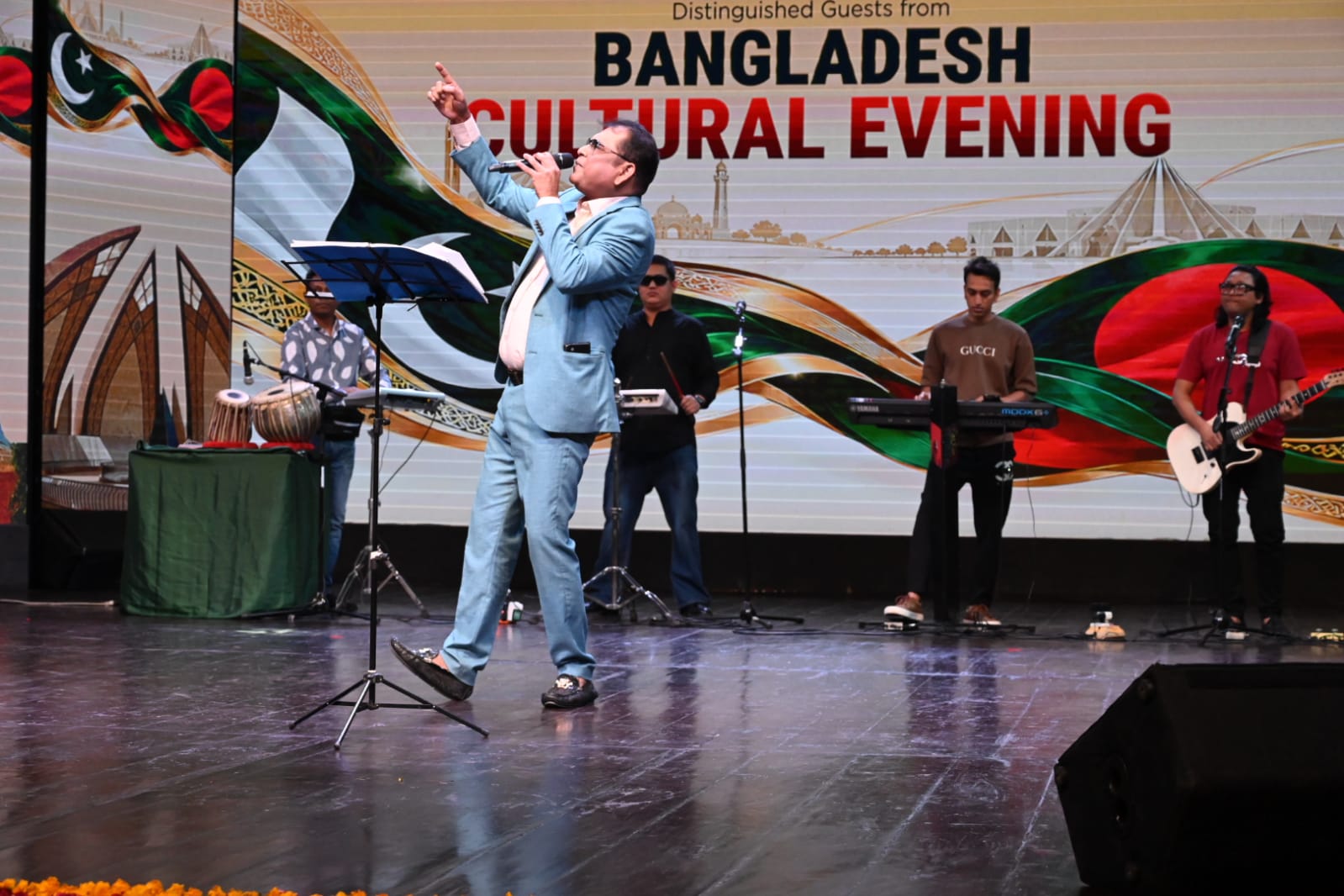 ছবি: ইসলামাবাদের বাংলাদেশ হাইকমিশনের সৌজন্যে