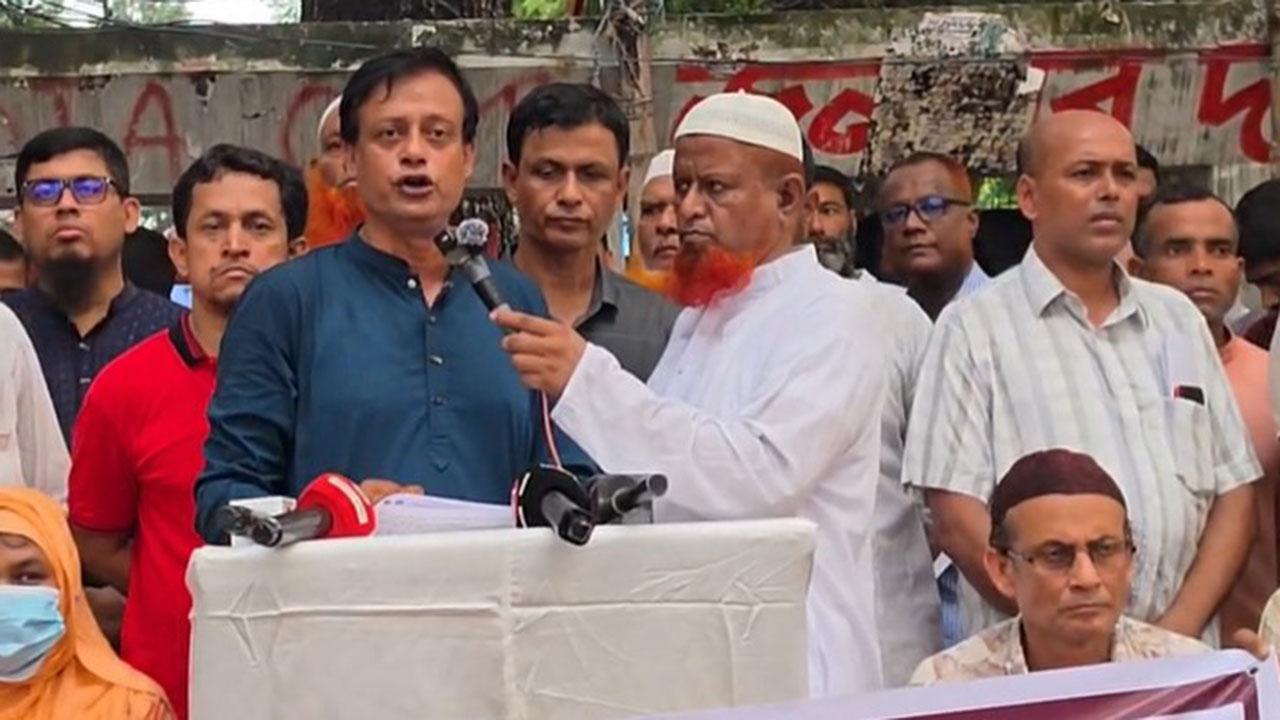 স্বরাষ্ট্রমন্ত্রীর বক্তব্যের প্রতিবাদে বিডিআর কল্যাণ পরিষদের আলটিমেটাম