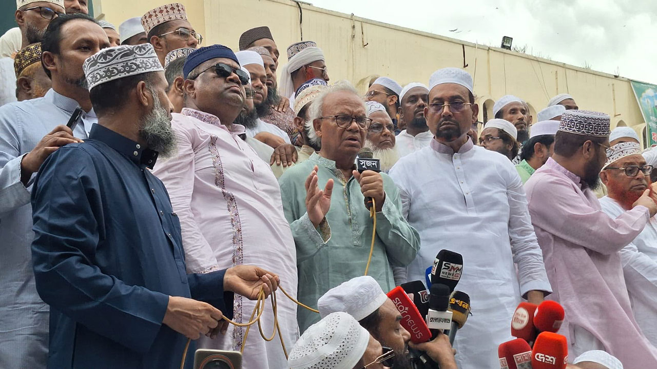 দেশবিরোধীদের বিরুদ্ধে কঠিন ব্যারিকেড গড়ে তোলা হবে: রিজভী