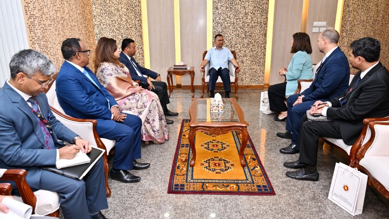 শুধু বহুদলীয় গণতন্ত্রই নয় সংসদীয় গণতন্ত্রও এনেছে বিএনপি: প্রধানমন্ত্রী