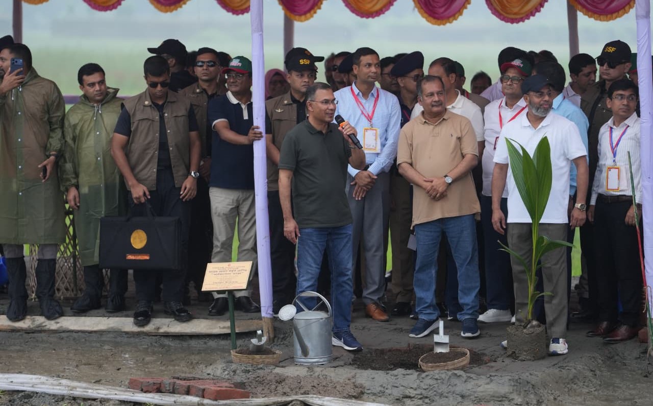 সারাদিন ব্যবহৃত টিস্যু পকেটে রাখি, রাতে ফিরে ডস্টবিনে ফেলি: প্রধানমন্ত্রী