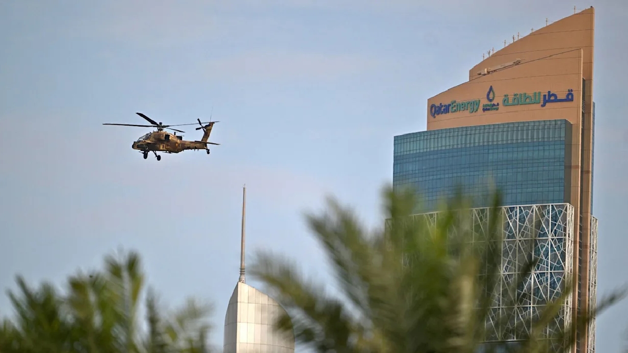 কাতারে সামরিক বিমান বিধ্বস্ত, নিহত ৬