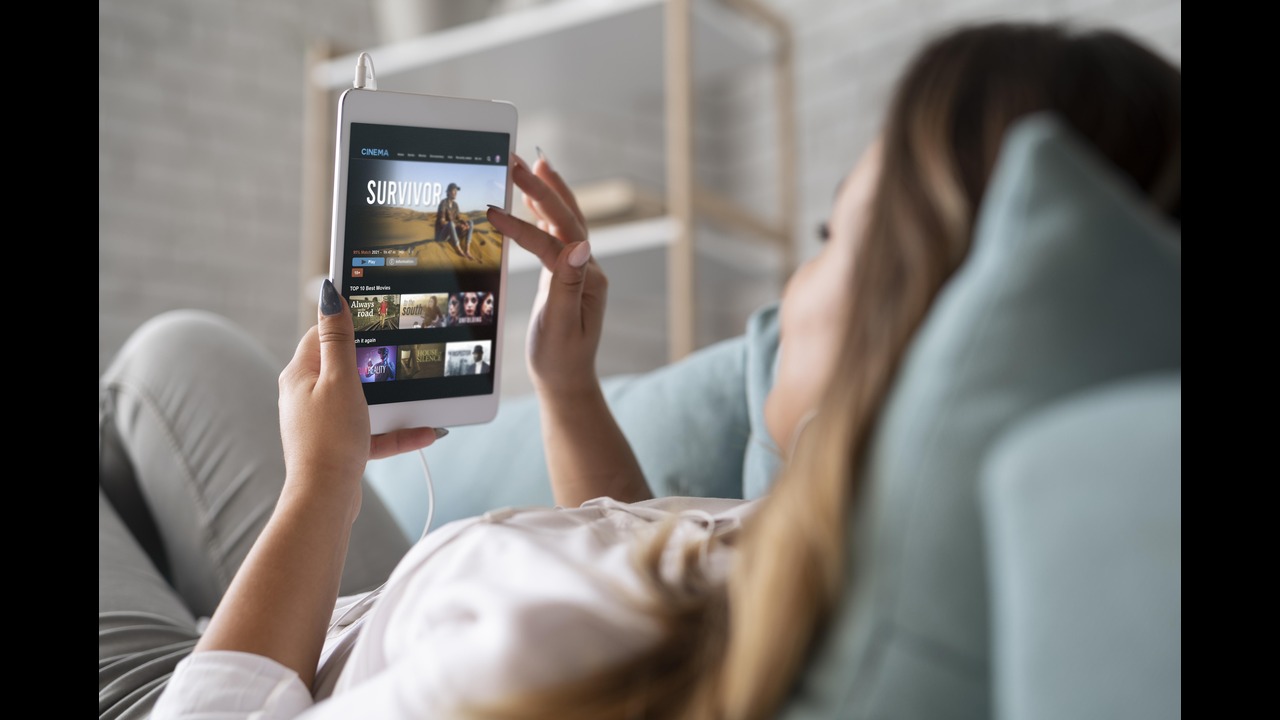 রিলস বা শর্ট-ভিডিও দেখার অভ্যাস কীভাবে মস্তিষ্কের ক্ষতি করছে