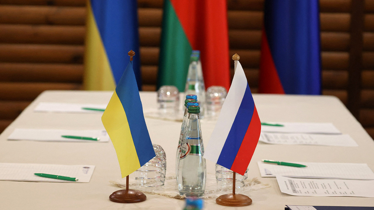 আবুধাবিতে আমেরিকা-রাশিয়া শান্তি আলোচনা