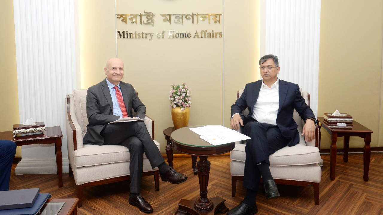 ইতালির সঙ্গে সম্পর্ক জোরদারে আগ্রহী বাংলাদেশ: স্বরাষ্ট্রমন্ত্রী