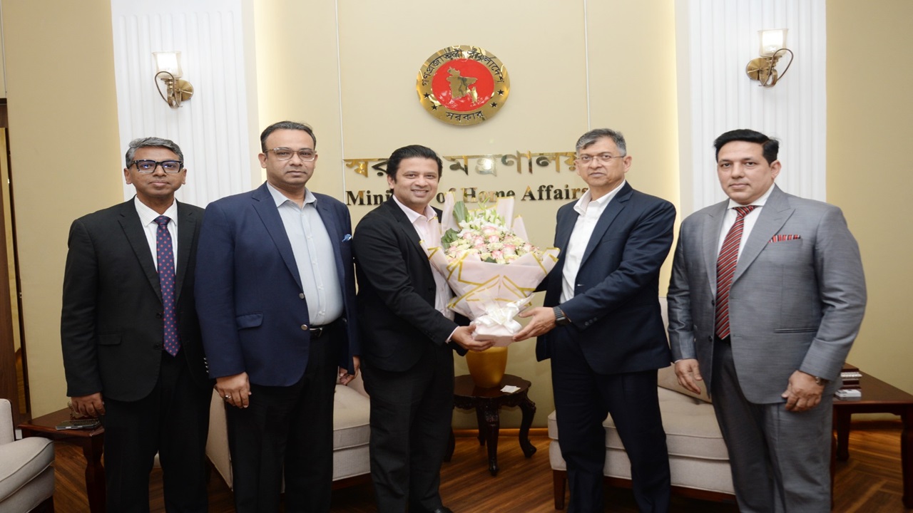 দ্রব্যমূল্য যেন কৃত্রিমভাবে বাড়ানো না হয়: স্বরাষ্ট্রমন্ত্রী