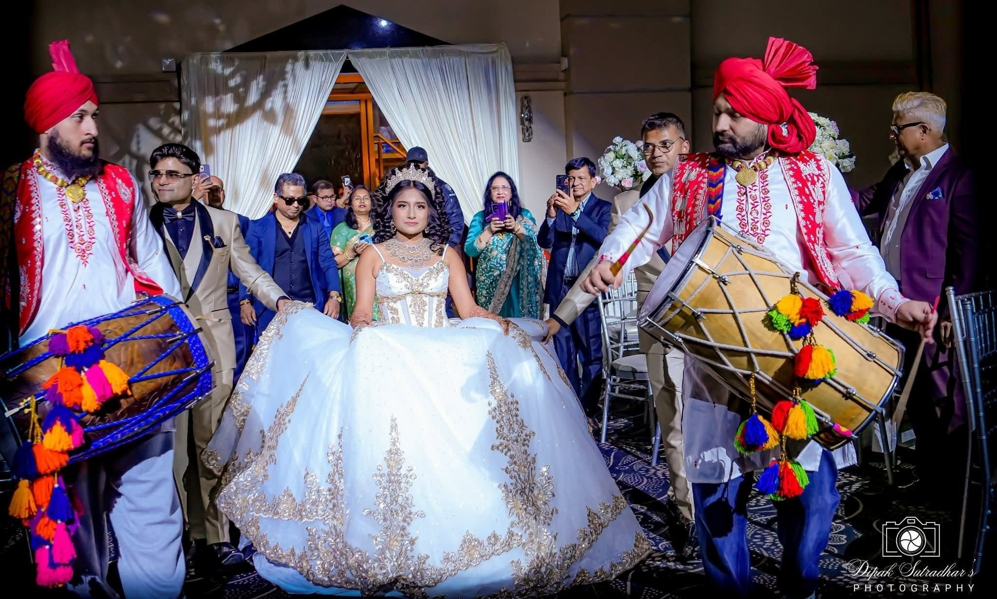 টরন্টোয় রিয়ালটর হিশাম চিশতির উদ্যোগে ভাতিজি সানিয়ার সুইট সিক্সটিন উদ্যাপন