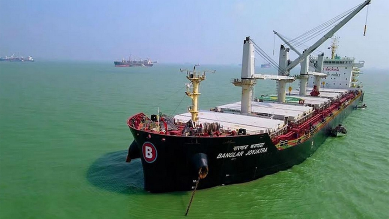 হরমুজ পারাপারের অনুমতি না পাওয়া ‘বাংলার জয়যাত্রা’ এখন কী করবে?