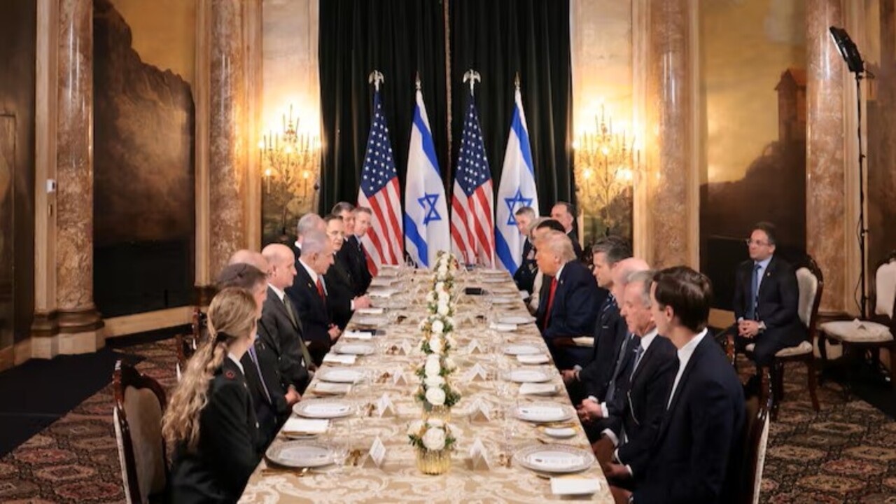 ইরানে ফের হামলার ইঙ্গিত ট্রাম্পের