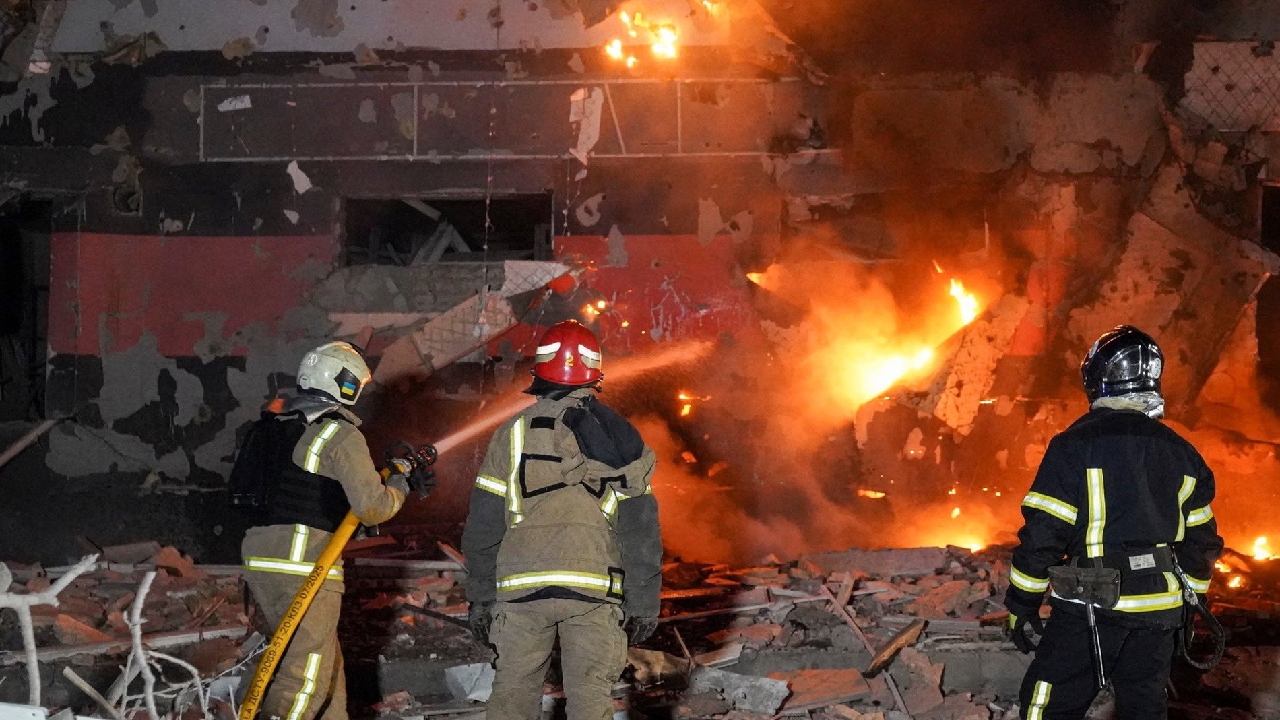 ইউক্রেনে হাজার ড্রোন ছুড়ল রাশিয়া, নিহত ৭