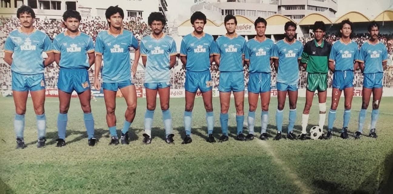 ১৯৮৭ মৌসুমের আবাহনী।