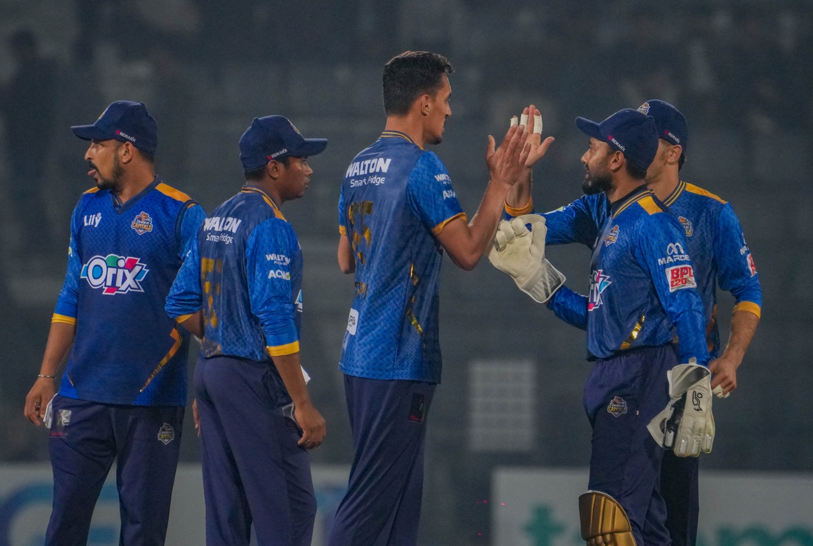 বিপিএল বর্জনের পথেই ক্রিকেটাররা