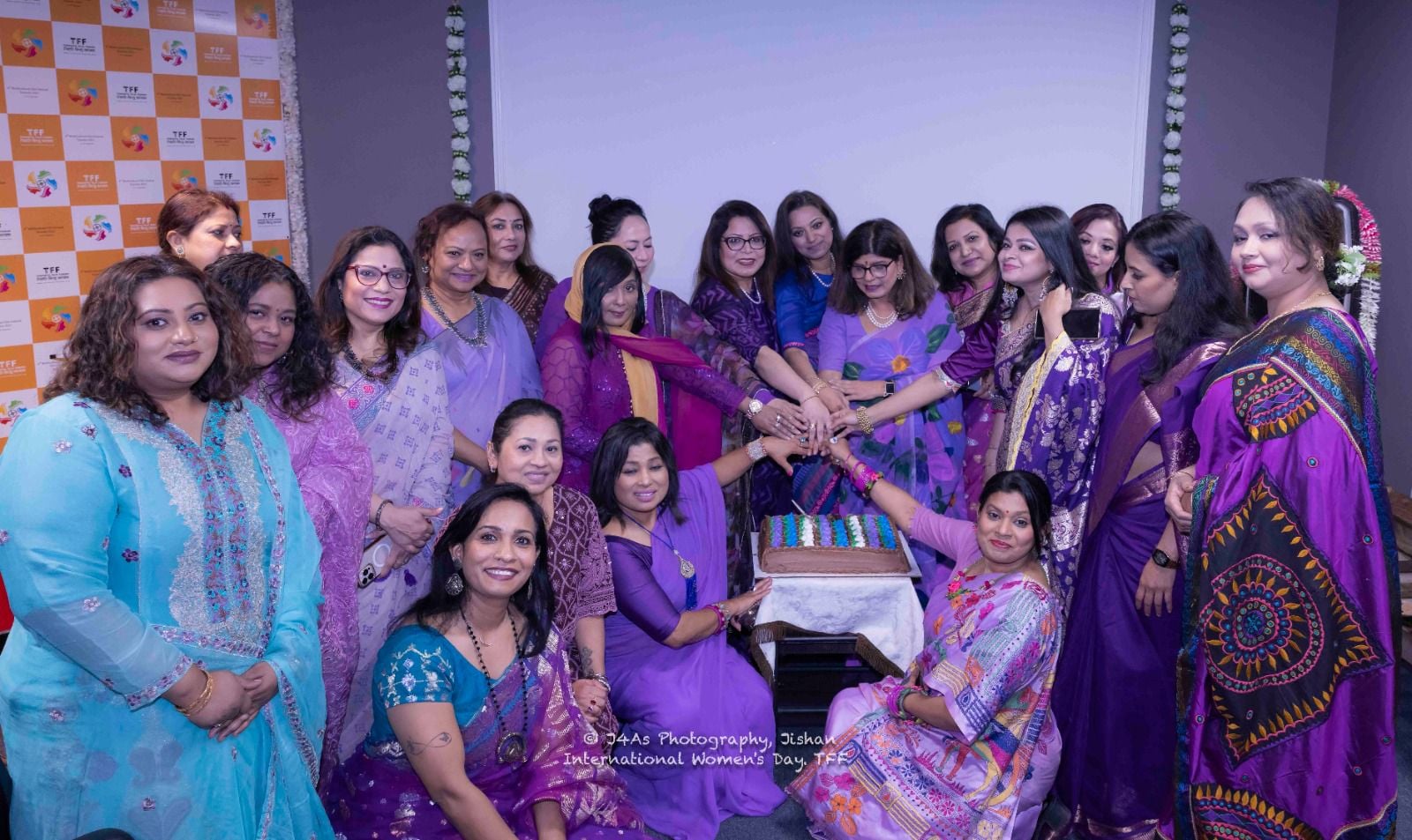 টরন্টোয় নারীর কণ্ঠে জাগুক পৃথিবী সাহস, স্বপ্ন ও সৃজনের মিলনমেলা