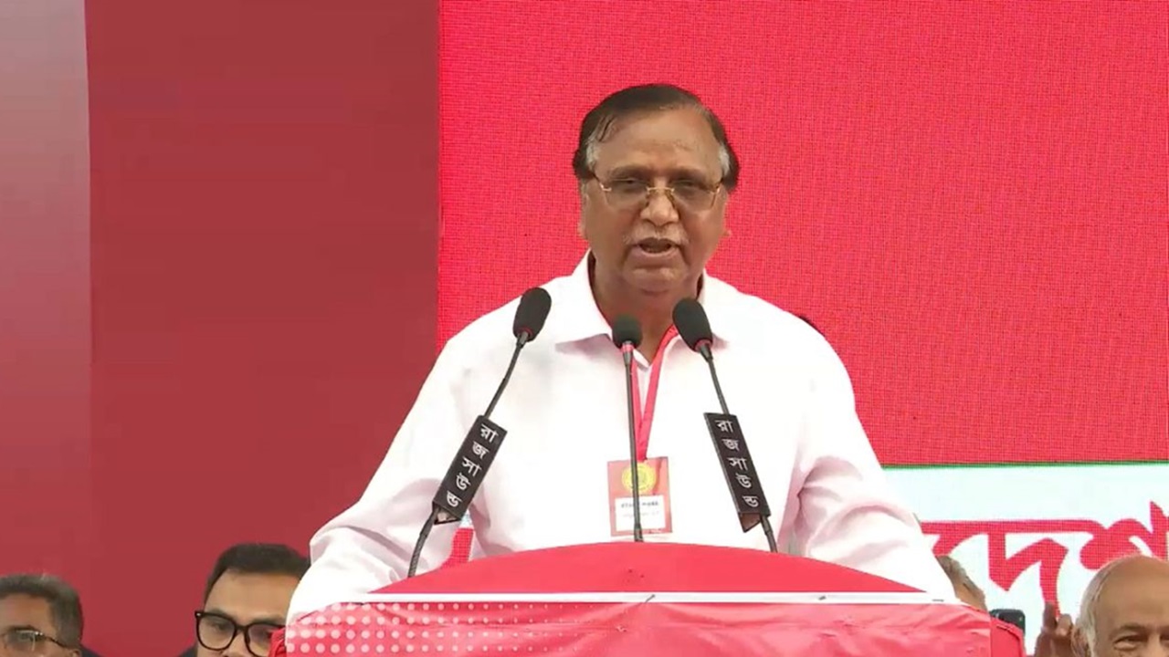 ‘বিএনপি কি ভেসে এসেছে?’