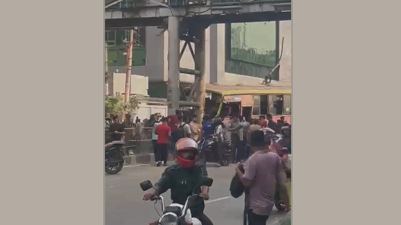 বনানীতে বাসচাপায় নিহত ২