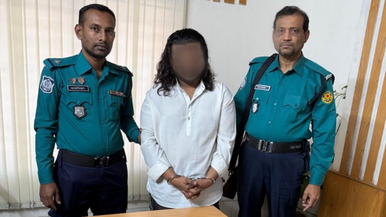 হাদি হত্যা: মোটরসাইকেল চালক আলমগীরের ‘ঘনিষ্ঠ সহযোগী’ গ্রেপ্তার