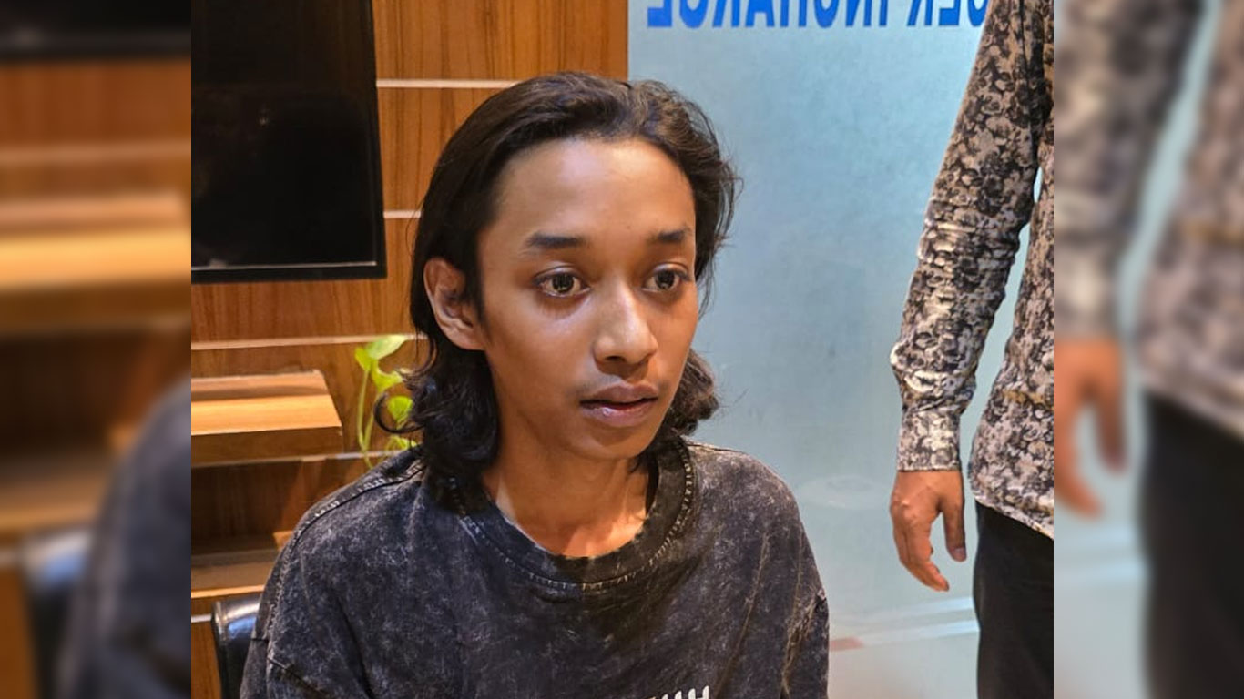 বাসে আগুন দেওয়ার সময় ধাওয়া, নদে পড়ে যুবকের মৃত্যু, আটক ১