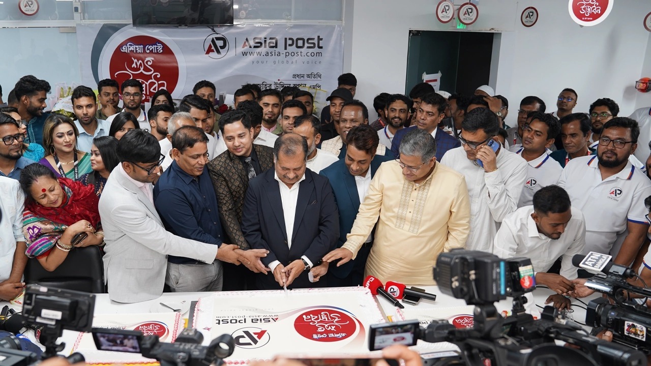 এআইর চ্যালেঞ্জ মোকাবিলায় গণমাধ্যমকে পাশে চান তথ্যমন্ত্রী