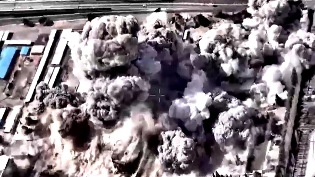 খামেনির বাহিনীর ওপর হামলার ভিডিও প্রকাশ করল ইসরায়েল