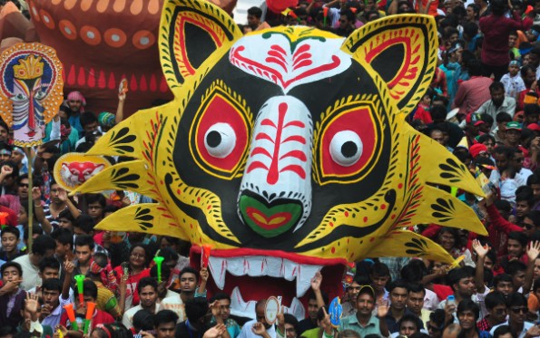 এবার মঙ্গল শোভাযাত্রার নাম দেওয়া হয়েছে ‘বৈশাখী শোভাযাত্রা’। ছবি: চরচা