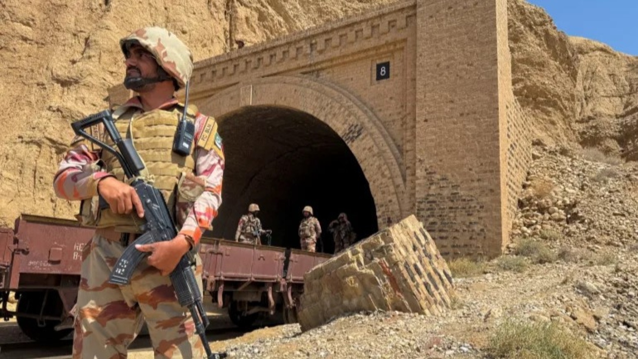 নিরাপত্তা বাহিনীর অভিযান, বেলুচিস্তানে ৪১ জন ‘সন্ত্রাসী’ নিহত