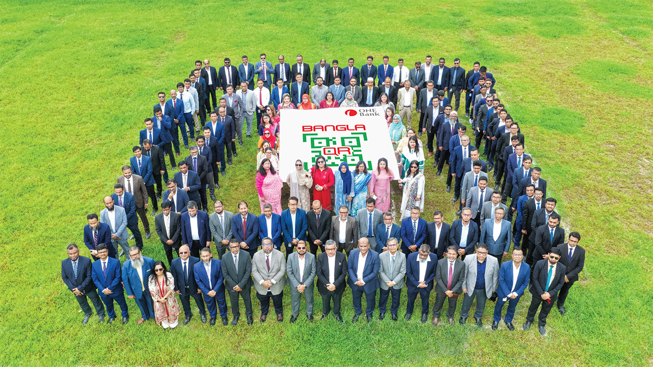 ওয়ান ব্যাংকের ‘বাংলা কিউআর’ প্রচারণা, স্মার্ট ও ক্যাশলেস অর্থনীতির উদ্যোগ