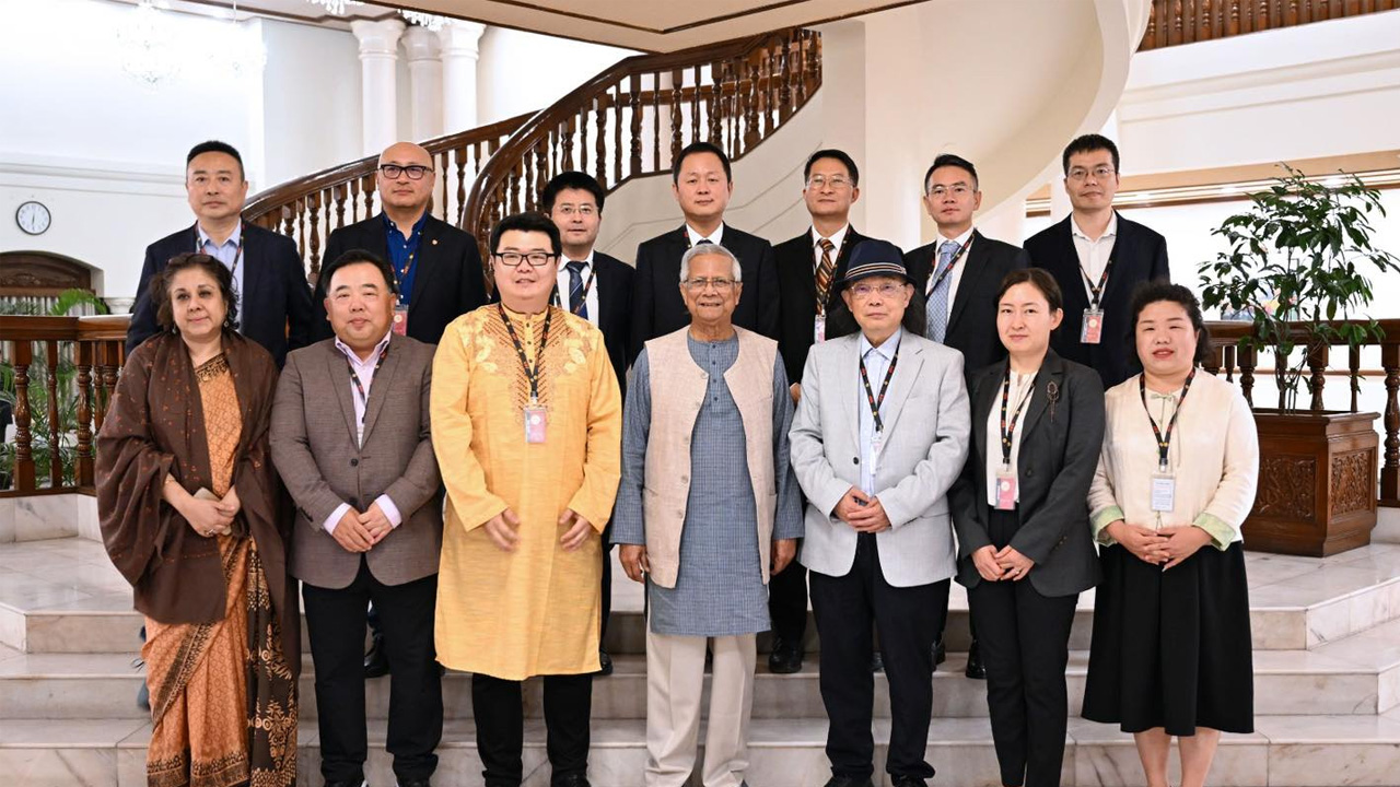 যে সরকারই আসুক বাংলাদেশ-চীন সহযোগিতা অব্যাহত রাখায় জোর প্রধান উপদেষ্টার