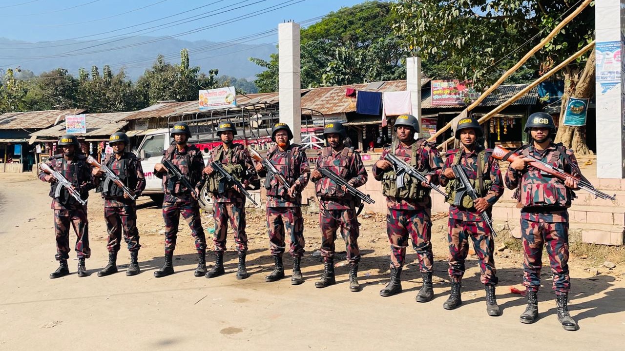 কুষ্টিয়া সীমান্তে ১২ জনকে পুশ-ইন চেষ্টা, বিজিবি-স্থানীয়দের বাধায় ব্যর্থ