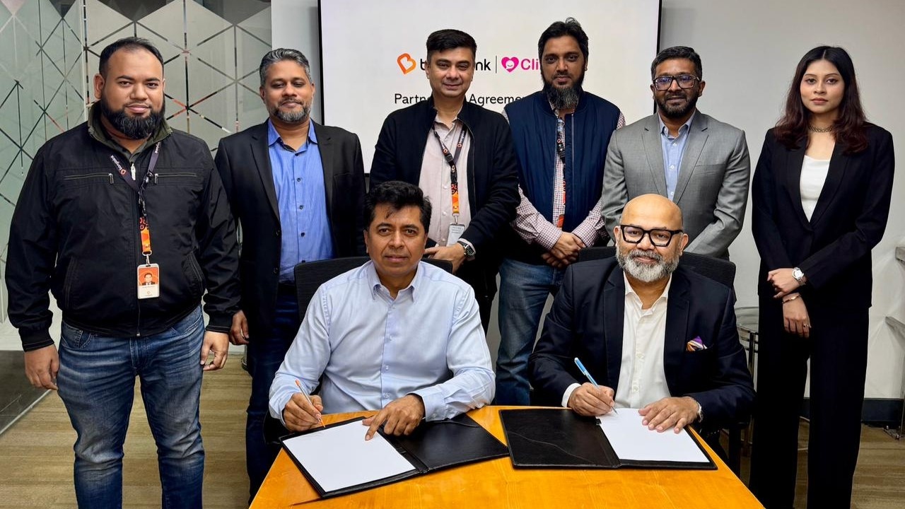 গ্রাহকদের স্বাস্থ্যসেবা সহজলভ্য করতে বাংলালিংক ও ক্লিনিকলের চুক্তি স্বাক্ষর