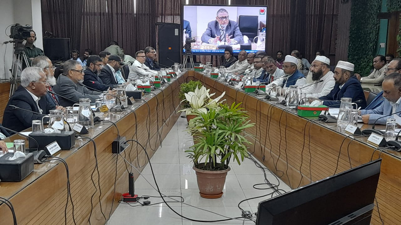 দলগুলোর সহযোগিতা না পেলে সুষ্ঠু ভোট মুশকিল: সিইসি