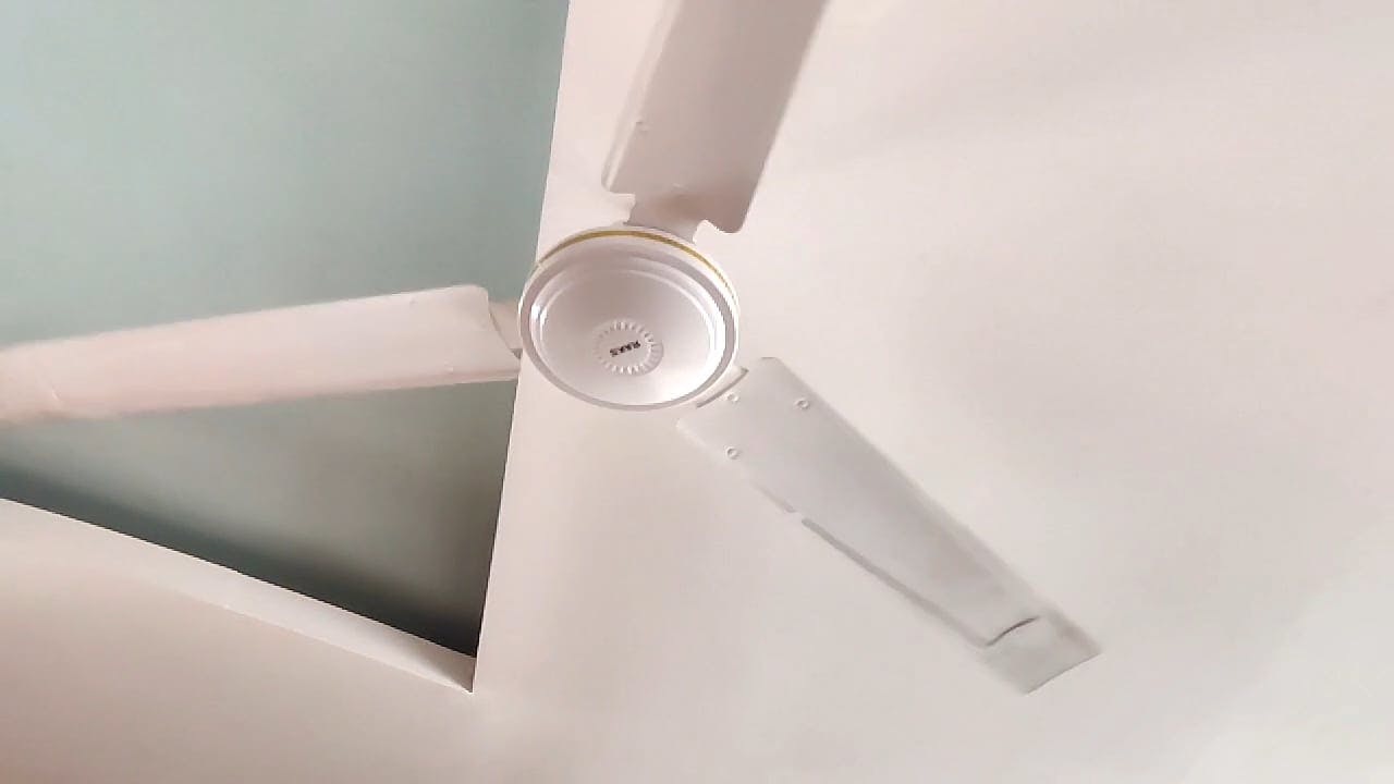 ফ্যানের বাতাসে হতে পারে যেসব শারীরিক সমস্যা