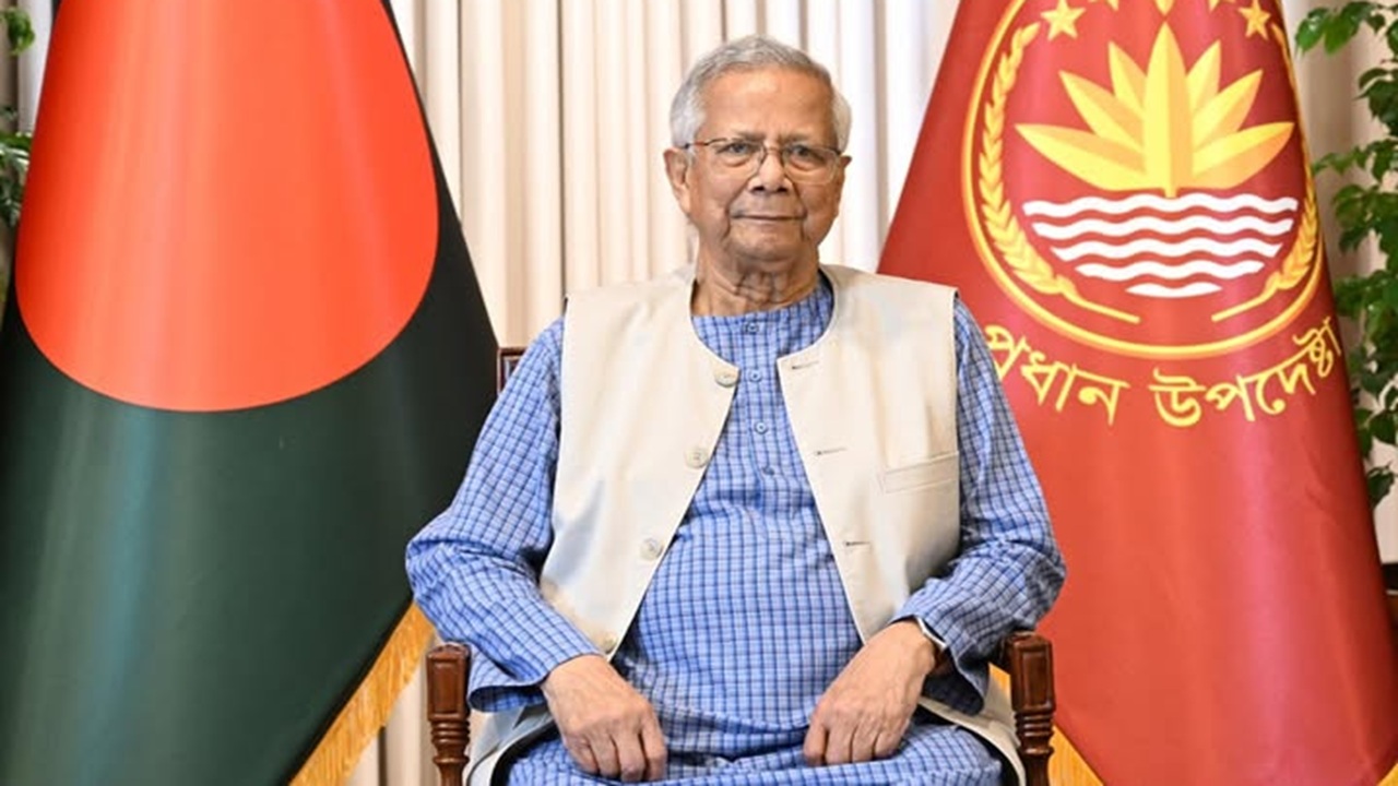 ভয় দেখিয়ে দেশের গণতান্ত্রিক অগ্রযাত্রা থামানো যাবে না: প্রধান উপদেষ্টা