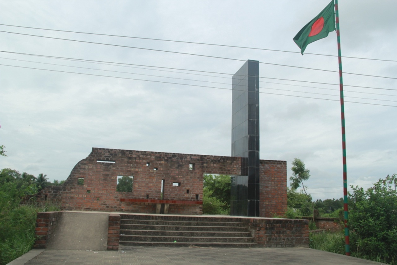 চুকনগর গণহত্যা কেন আলাদা?