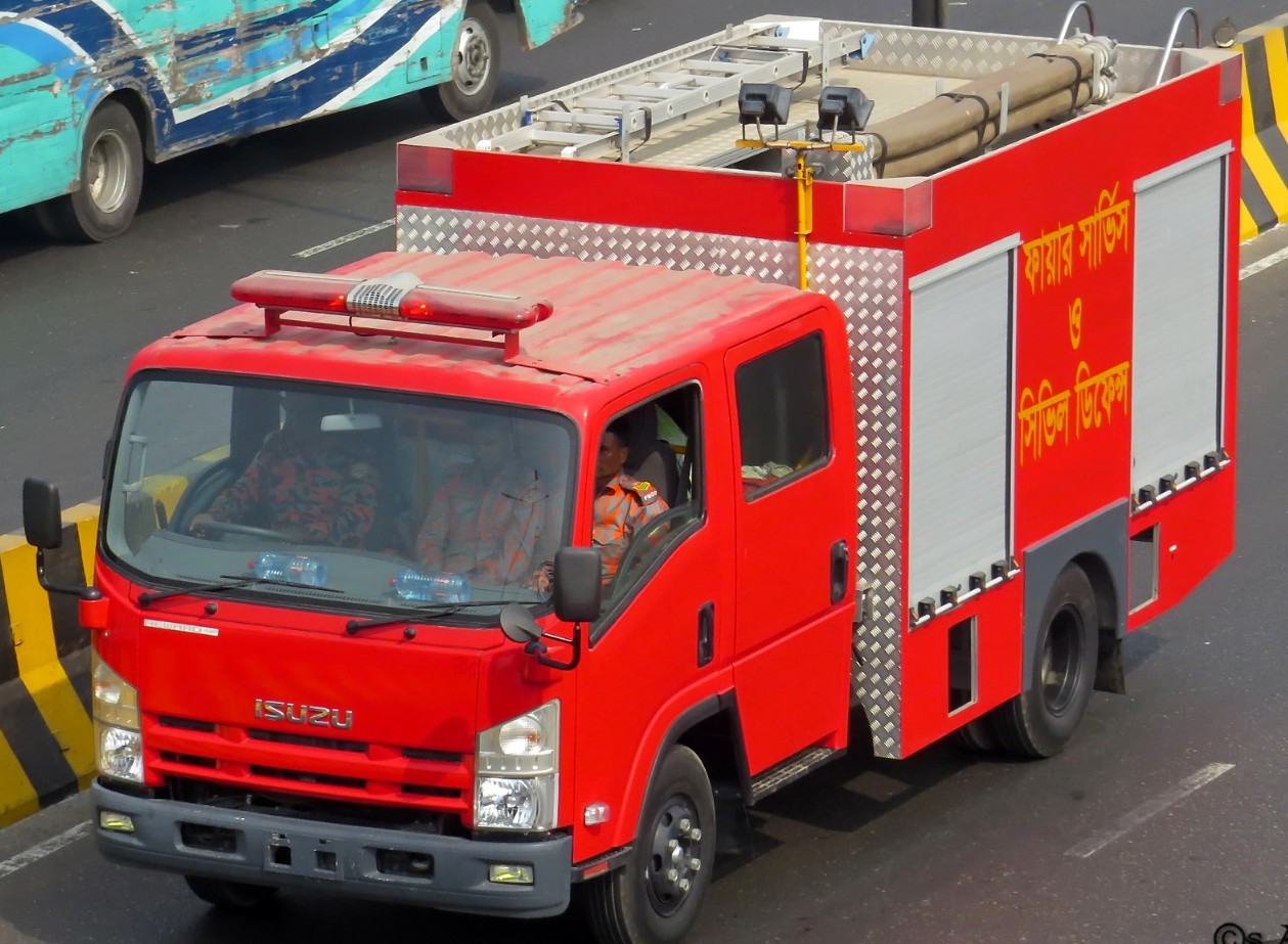 মিরপুরে কারখানায় আগুন লেগে নিহতের সংখ্যা বেড়ে ৯