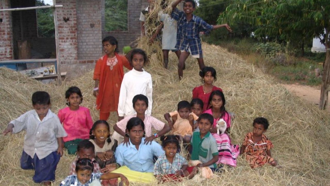 ভারতের দলিত শিশুরা। ছবি: উইকিমিডিয়া কমনস