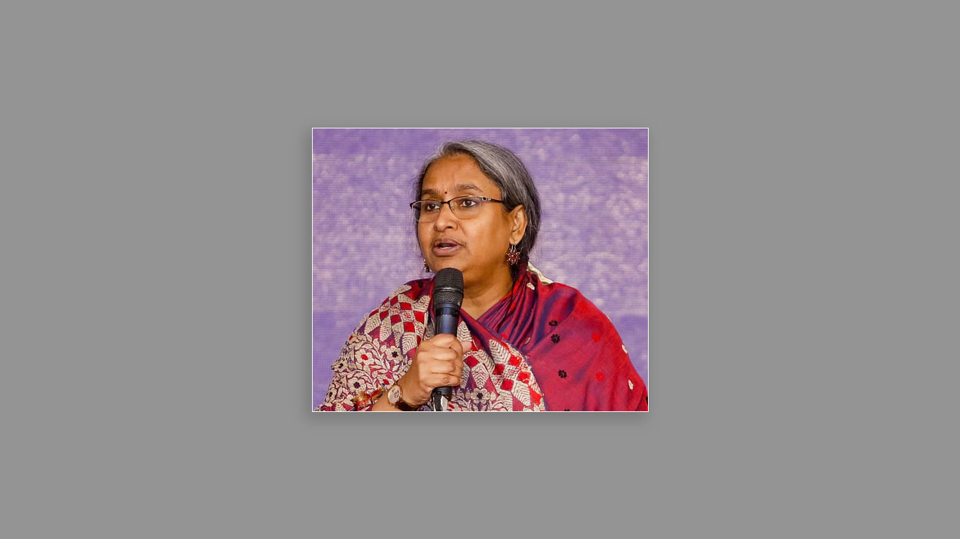 হাসপাতালে নেওয়া হয়েছে দীপু মনিকে