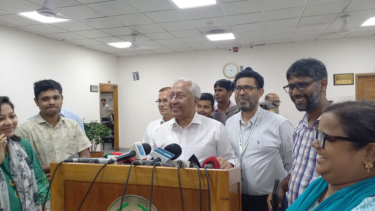 ভারপ্রাপ্ত স্পিকারের সঙ্গে ইসির বৈঠক মঙ্গলবার