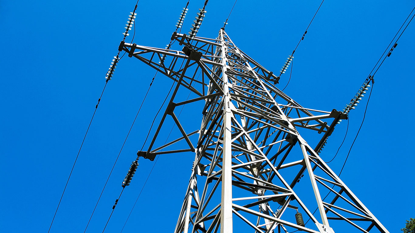 বাড়তি দামে গ্রাহক বিদ্যুৎ নাকি লোডশেডিং কিনবে?