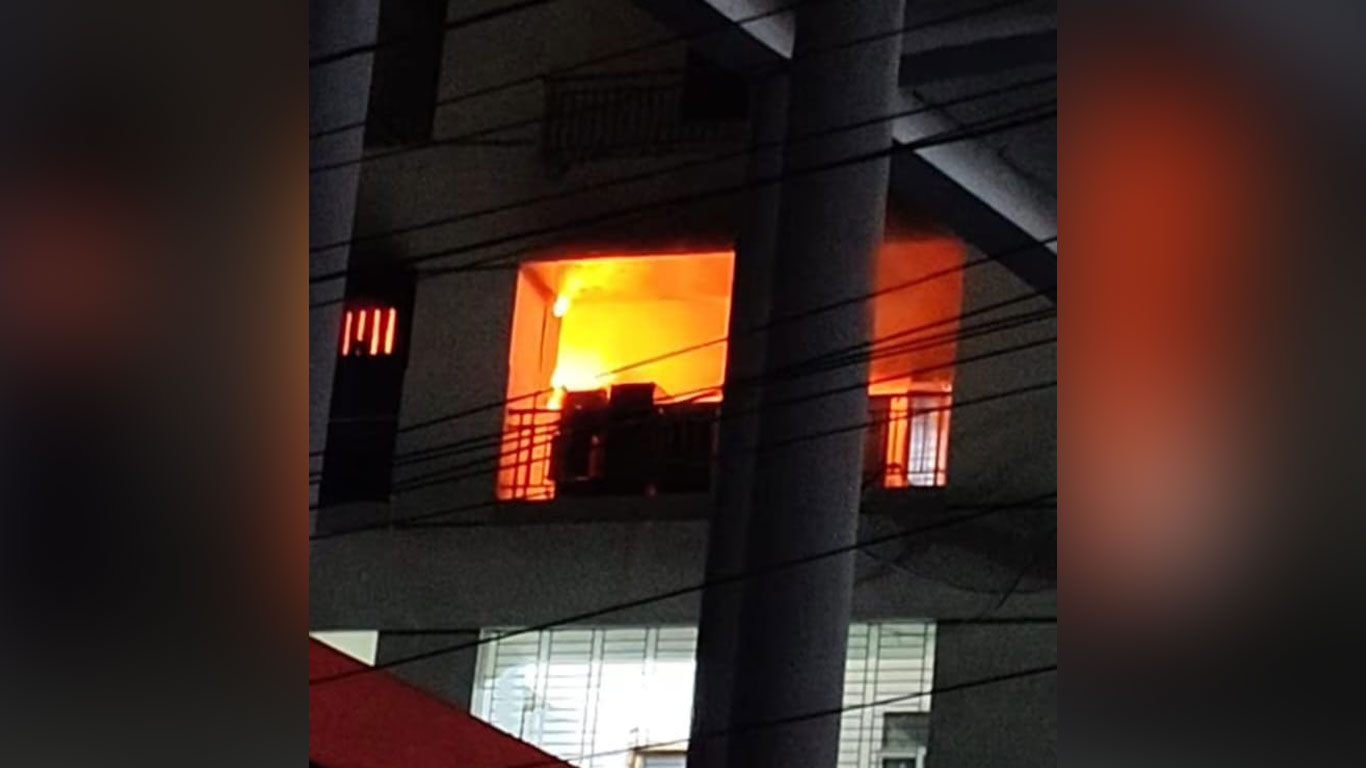 শেবাচিম হাসপাতালে আগুন, নিহত ২