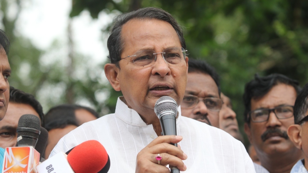 মানবতাবিরোধী অপরাধ: ইনুর ১০ বছরের কারাদণ্ড
