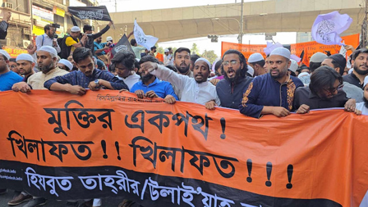 বহিষ্কৃত সেনাসদস্যদের ব্যবহার করে ‘হামলার পরিকল্পনায়’ দুই সংগঠন